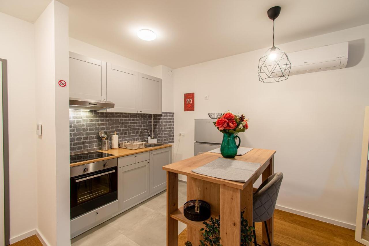 Flexible Selfcheckins 39 - Zagreb - Parking - New Apartment Bagian luar foto