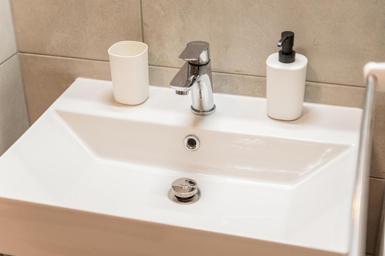 Flexible Selfcheckins 39 - Zagreb - Parking - New Apartment Bagian luar foto
